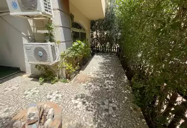 Apartment with Garden For rent - 2 rooms - floor 0
