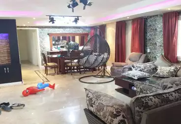 Furnished Apartment For sale - 3 rooms - floor 11