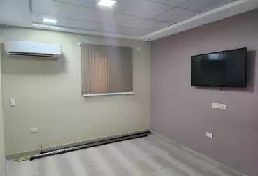 مقر إداري للإيجار - 3 غرف - بالدور 0