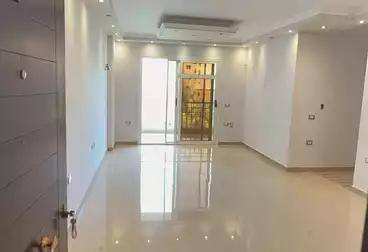 Apartments For sale - 2 rooms - floor 1