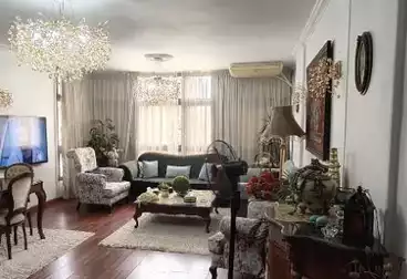 Apartments For sale - 2 rooms - floor 8