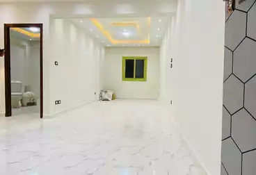Apartments For sale - 2 rooms - floor 4
