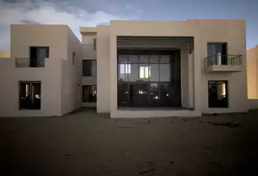 فلل للبيع - 5 غرف