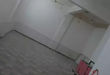 Commercial For sale - floor 0