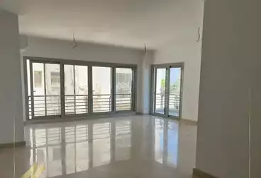 Apartments For rent - 3 rooms - floor 5
