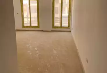Apartments For sale - 3 rooms - floor 1