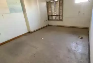 Apartments For sale - 3 rooms - floor 5