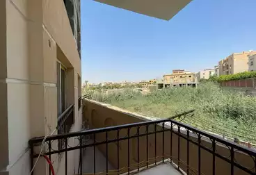 Apartments For sale - 3 rooms - floor 1