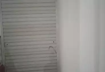مخازن للإيجار