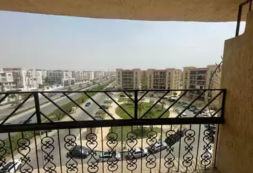 Apartments For rent - 3 rooms - floor 5