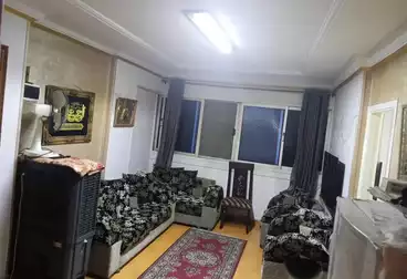 Apartments For sale - 2 rooms - floor 8