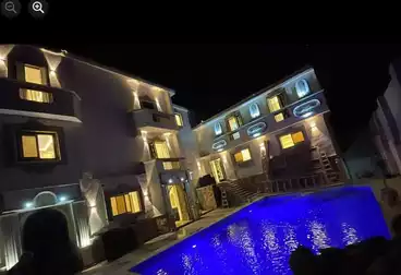 Villas For sale - 14 rooms