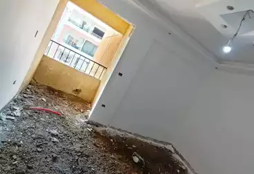 Apartments For sale - 3 rooms - floor 8