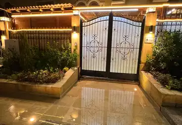 Villas For sale - 7 rooms