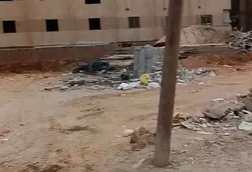 أرض تجارية للبيع