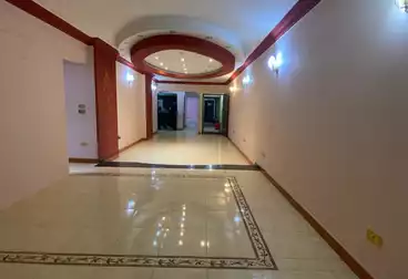Apartments For sale - 3 rooms - floor 1