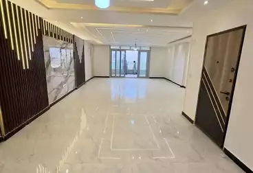 Apartments For rent - 3 rooms - floor 4