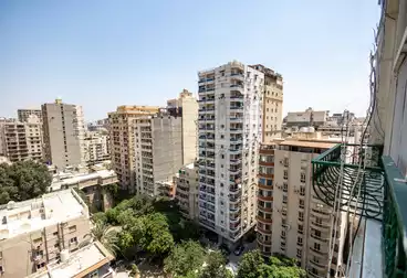 شقق للبيع - 3 غرف - بالدور 12