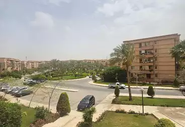 Apartments For sale - 4 rooms - floor 1