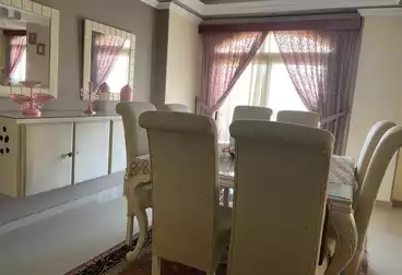 شقق للبيع - 4 غرف - بالدور 1