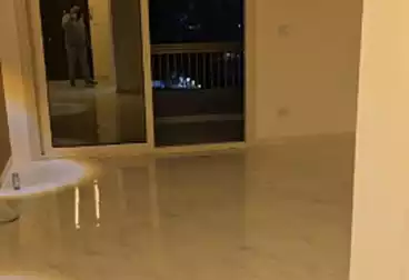 Apartments For rent - 2 rooms - floor 5