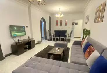Furnished Apartment For rent - 3 rooms - floor 8