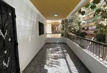 undefined undefined - 3 rooms - floor 1