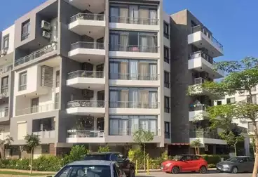 Apartment with Garden For sale - 3 rooms - floor 0