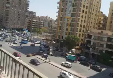 Apartments For sale - 3 rooms - floor 4