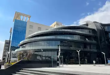 Offices For rent - 66 rooms - floor 0