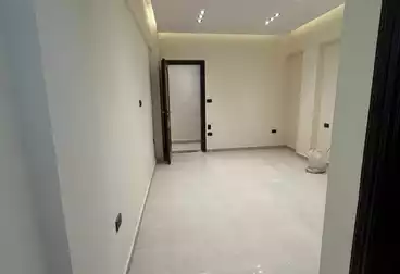Apartments For sale - 3 rooms - floor 2
