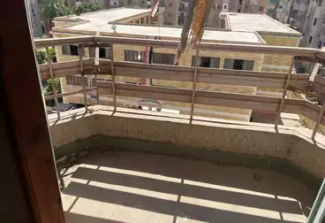 Apartments For sale - 2 rooms - floor 5