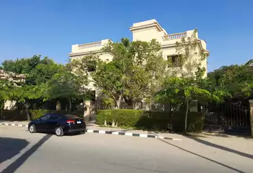 Villas For sale - 6 rooms