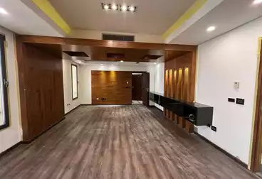 Administrative For rent - 8 rooms - floor 2