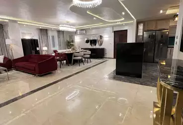 دوبلكس بحديقة للبيع - 4 غرف - بالدور 0