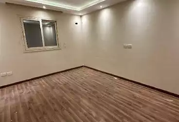 إداري للإيجار - 4 غرف - بالدور 3