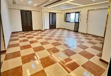 دور كامل للبيع - 6 غرف - بالدور 9