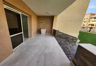 Apartment with Garden For sale - 3 rooms - floor 0