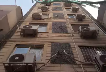 Building For sale - 40 rooms