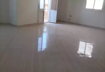 شقق للإيجار - 3 غرف - بالدور 1