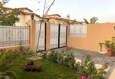 Villas For sale - 4 rooms