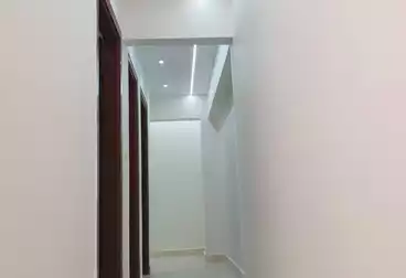 شقق للبيع - 3 غرف - بالدور 2