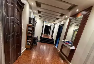 Apartments For sale - 4 rooms - floor 5