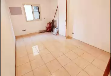 undefined undefined - 2 rooms - floor 3