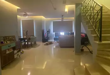 Villas For sale - 3 rooms - floor 3