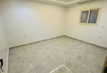 شقق للبيع - 3 غرف - بالدور 1