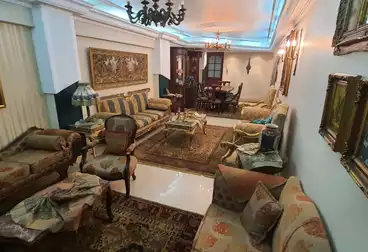 شقق للبيع - 3 غرف - بالدور 1