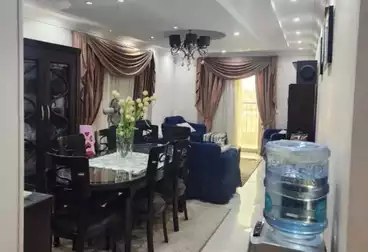 شقق للبيع - 3 غرف - بالدور 8