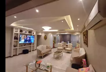 Apartments For sale - 3 rooms - floor 4