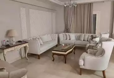 فيلا جاردن للبيع - 4 غرف